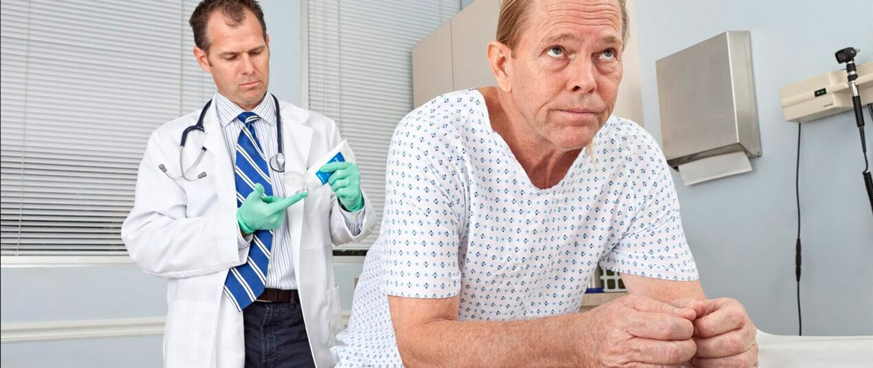 Paciente con prostatitis en un proctólogo